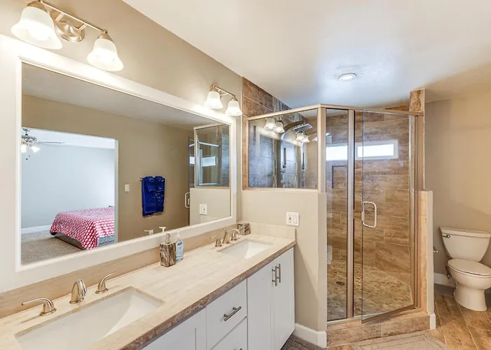 12 Mi To Old Town! W/ Furnished Patio Holiday home Phoenix