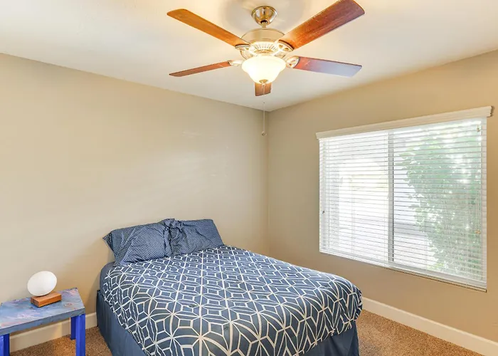 12 Mi To Old Town! W/ Furnished Patio * Phoenix
