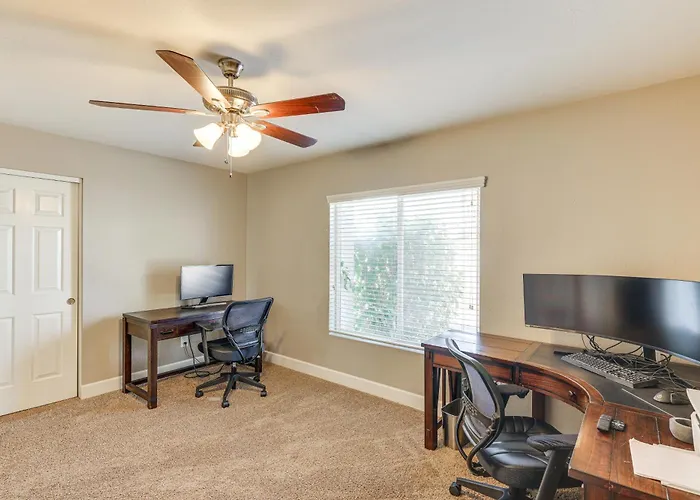 Holiday home 12 Mi To Old Town! W/ Furnished Patio *